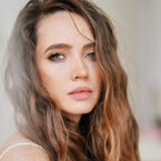 Юлия Столярова