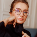 Анна Шарова